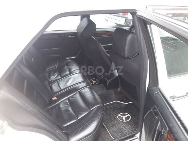 Mercedes E 220 1994, 422,200 km - 2.2 л - Bakı
