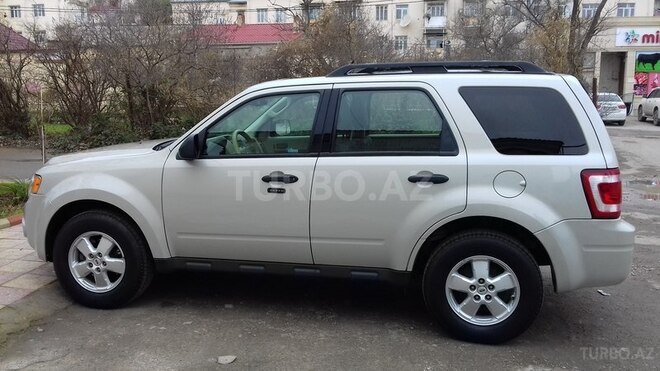 Ford Escape 2009, 67,000 km - 2.4 l - Bakı