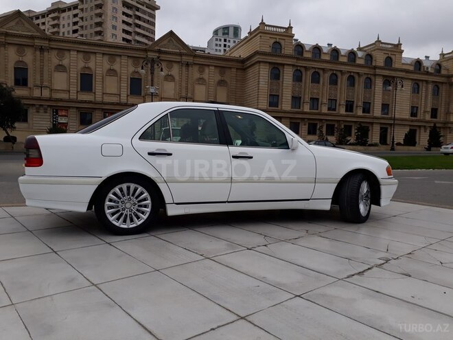 Mercedes C 230 1999, 237,000 km - 2.3 l - Bakı