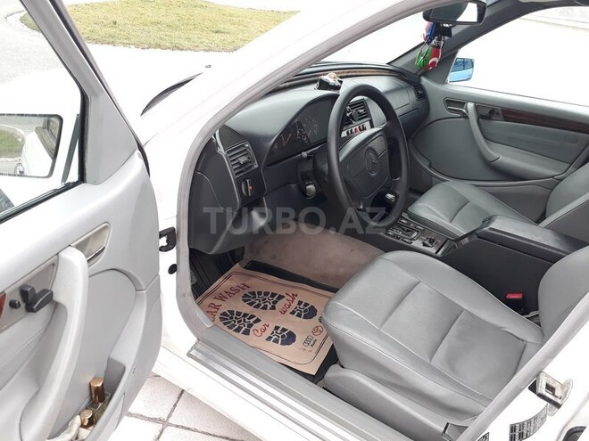 Mercedes C 230 1999, 237,000 km - 2.3 l - Bakı