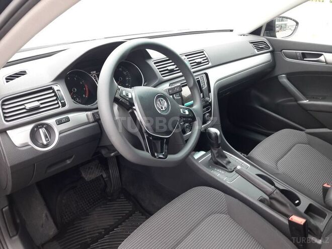 Volkswagen Passat 2017, 7,108 km - 1.8 l - Bakı