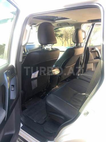 Toyota Prado 2012, 71,600 km - 2.7 л - Bakı