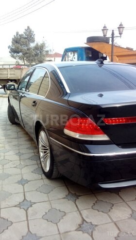 BMW 745 2003, 220,000 km - 3.5 l - Sumqayıt