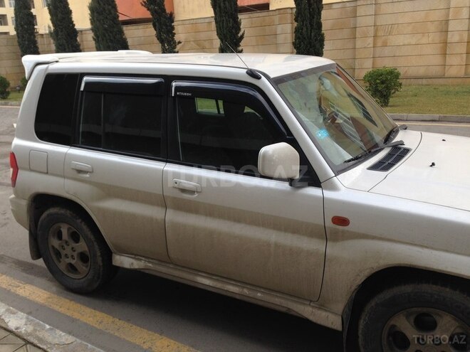 Mitsubishi Pajero io 2000, 3,361,000 km - 2.0 l - Bakı