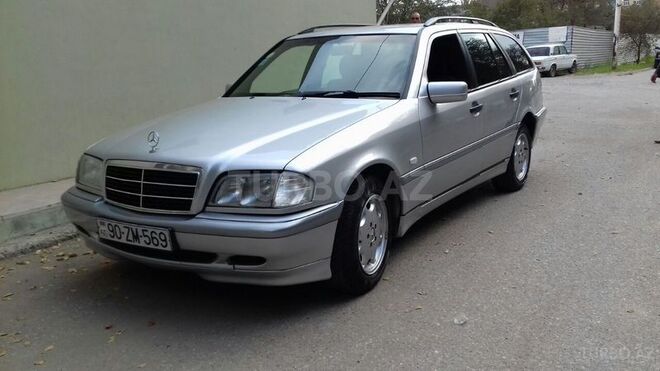 Mercedes C 220 1999, 486,982 km - 2.2 л - Sumqayıt