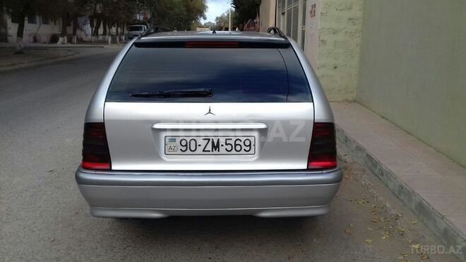 Mercedes C 220 1999, 486,982 km - 2.2 л - Sumqayıt