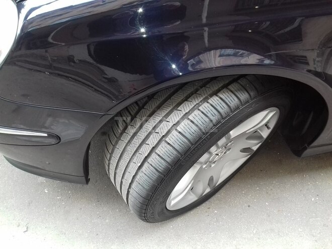 Mercedes E 320 2004, 255,000 km - 3.2 l - Bakı