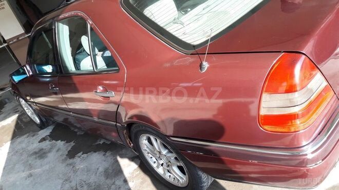 Mercedes C 220 1996, 280,000 km - 2.2 l - Bakı