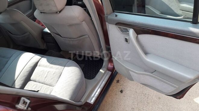 Mercedes C 220 1996, 280,000 km - 2.2 l - Bakı