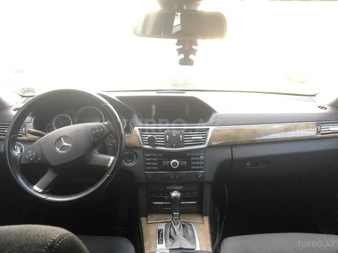 Mercedes E 200 2009, 128,000 km - 1.8 l - Bakı