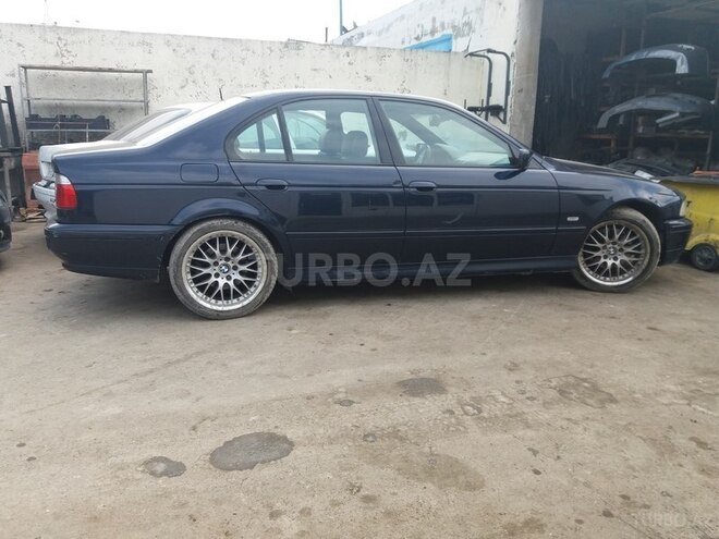 BMW 535 2001, 210,000 km - 3.5 l - Bakı