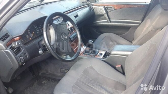 Mercedes E 200 1998, 460,000 km - 2.0 l - Bakı