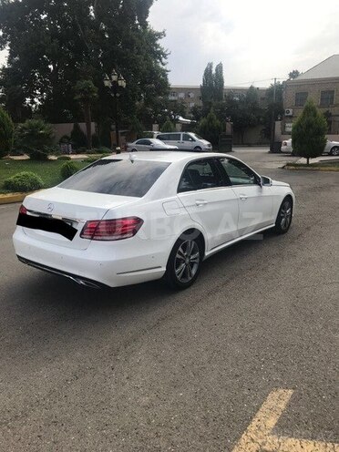 Mercedes E 220 2013, 68,000 km - 2.2 l - Gəncə