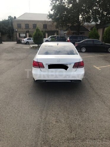 Mercedes E 220 2013, 68,000 km - 2.2 l - Gəncə