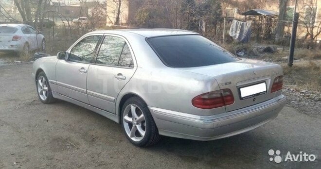 Mercedes E 200 1998, 460,000 km - 2.0 l - Bakı