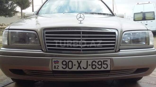 Mercedes C 230 1997, 270,000 km - 2.3 л - Bakı