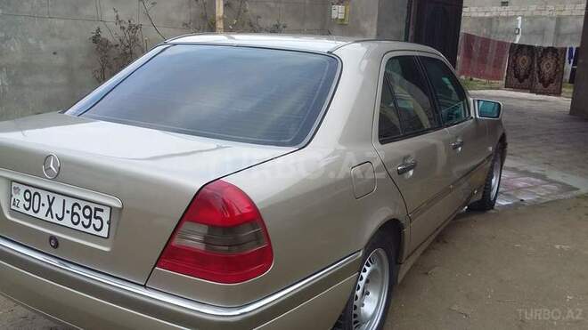 Mercedes C 230 1997, 270,000 km - 2.3 л - Bakı