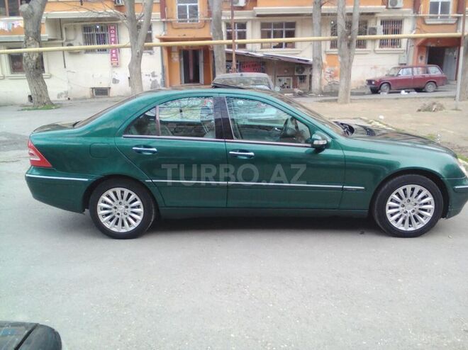 Mercedes C 220 2000, 354,000 km - 2.2 l - Bakı