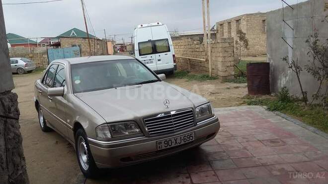 Mercedes C 230 1997, 270,000 km - 2.3 л - Bakı