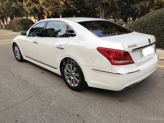 Hyundai Equus 2011, 98,300 km - 3.8 l - Bakı