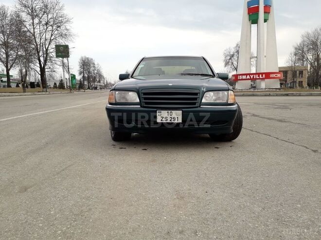 Mercedes C 230 1998, 330,000 km - 2.3 л - İsmayıllı