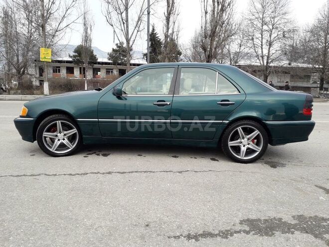 Mercedes C 230 1998, 330,000 km - 2.3 л - İsmayıllı