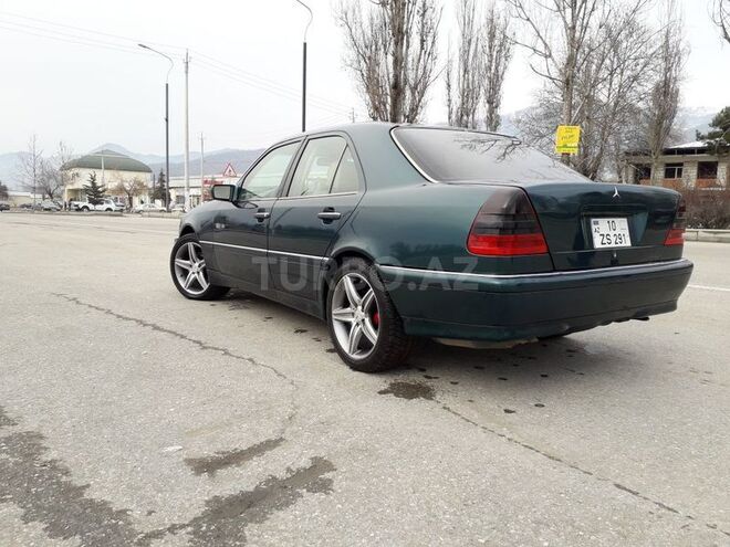 Mercedes C 230 1998, 330,000 km - 2.3 л - İsmayıllı