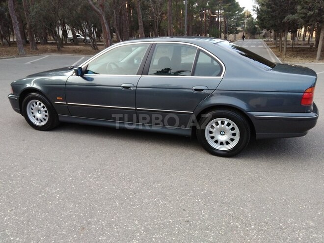 BMW 523 1999, 197,000 km - 2.5 l - Sumqayıt