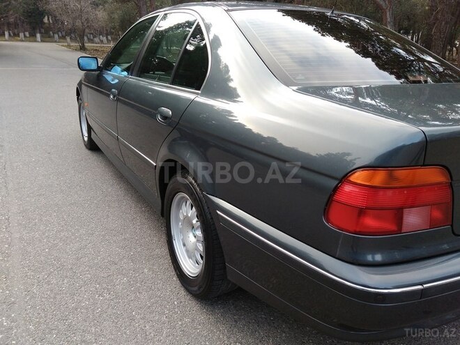 BMW 523 1999, 197,000 km - 2.5 l - Sumqayıt