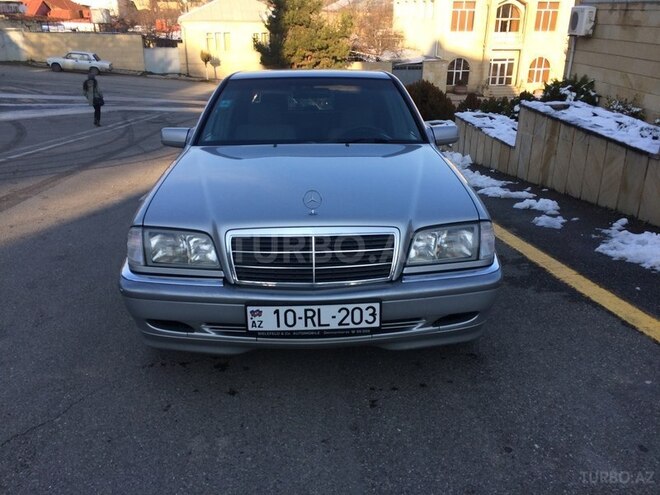 Mercedes C 200 1999, 172,000 km - 2.0 l - Şamaxı