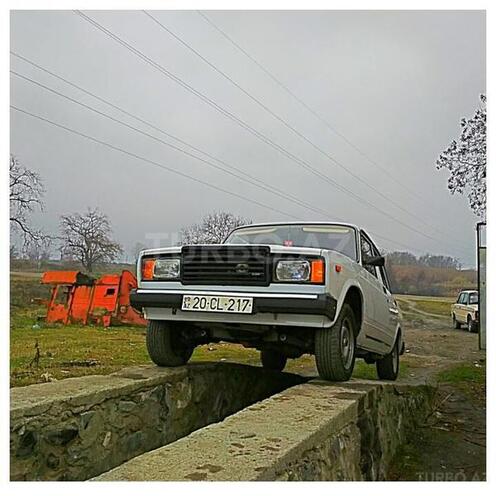 LADA (VAZ) 2107 2008, 60,000 km - 16.0 л - Qax