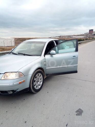 Volkswagen Passat 2002, 195,000 km - 1.8 l - Bakı