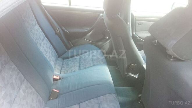 Mercedes C 200 2000, 179,347 km - 2.0 l - Bakı