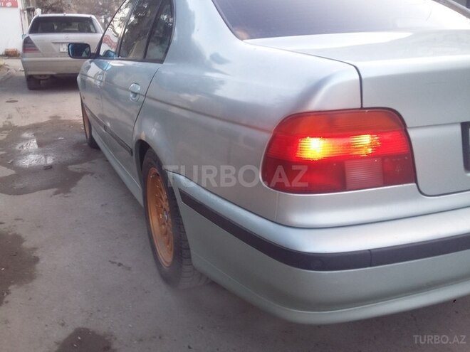 BMW 528 1996, 220,000 km - 2.8 l - Bakı