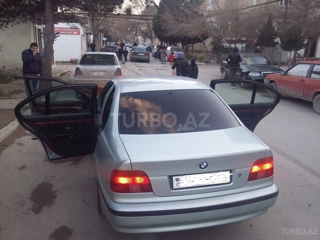 BMW 528 1996, 220,000 km - 2.8 l - Bakı