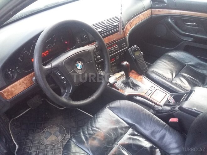 BMW 528 1996, 220,000 km - 2.8 l - Bakı