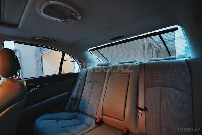 Mercedes E 320 2004, 241,500 km - 3.2 l - Bakı