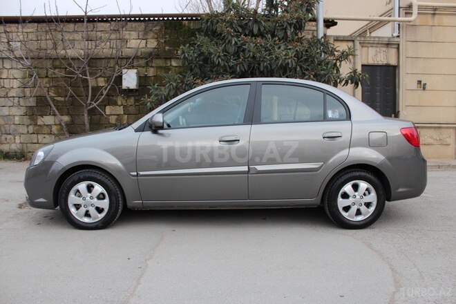 Kia Rio 2010, 110,000 km - 1.4 l - Bakı