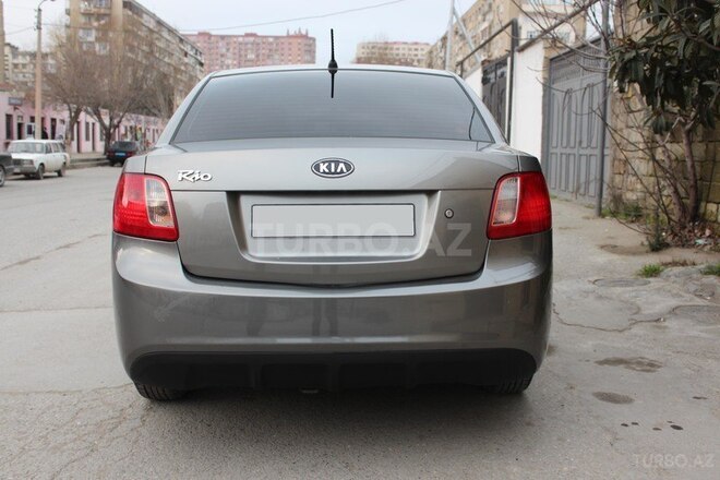 Kia Rio 2010, 110,000 km - 1.4 l - Bakı