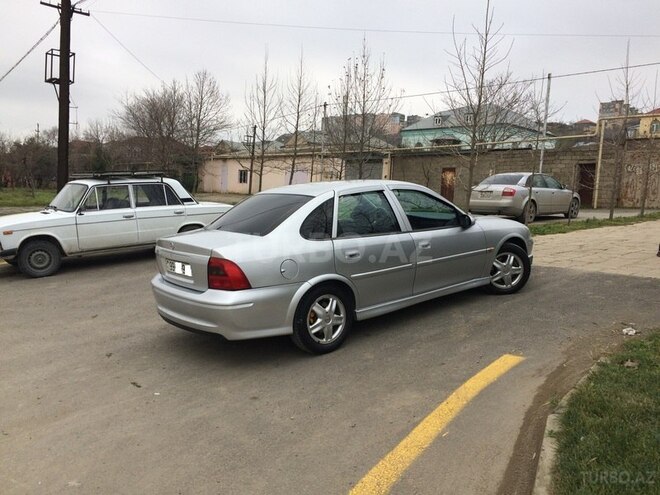 Opel Vectra 2001, 219,800 km - 1.8 l - Bakı