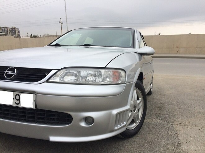 Opel Vectra 2001, 219,800 km - 1.8 l - Bakı