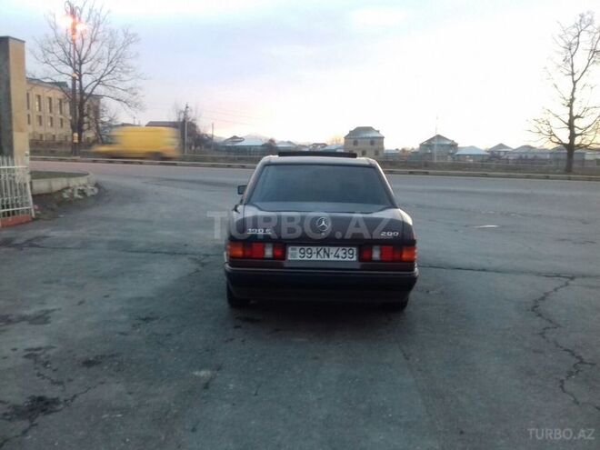 Mercedes 190 1992, 203,365 km - 1.8 l - Qəbələ