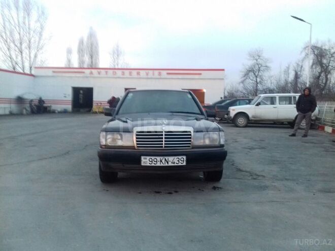 Mercedes 190 1992, 203,365 km - 1.8 l - Qəbələ