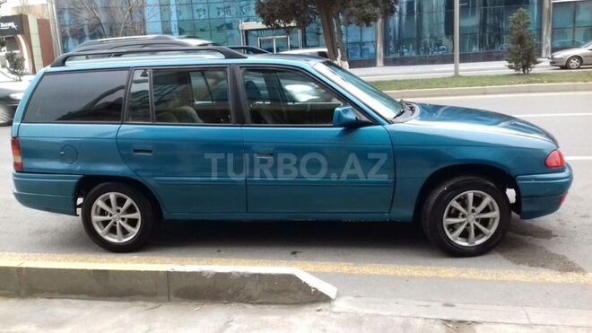 Opel Astra 1992, 200,000 km - 1.5 l - Sumqayıt