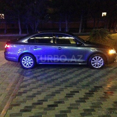 Volkswagen Jetta 2011, 70,000 km - 2.5 л - Bakı