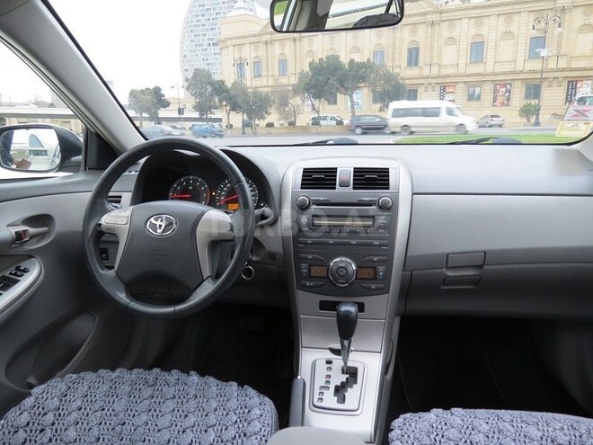 Toyota Corolla 2008, 133,000 km - 1.8 l - Bakı