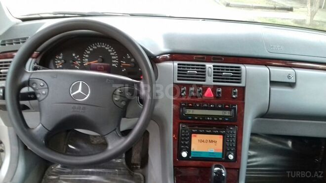 Mercedes E 320 2000, 455,000 km - 3.2 l - Bakı