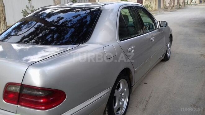 Mercedes E 320 2000, 455,000 km - 3.2 l - Bakı