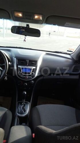 Hyundai Accent 2014, 250,000 km - 1.6 л - Bakı