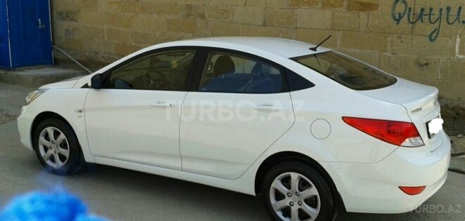 Hyundai Accent 2014, 250,000 km - 1.6 л - Bakı